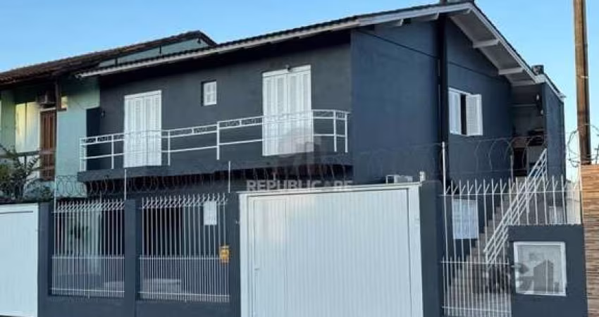 Casa 4 dormitórios à venda Morro Santana Porto Alegre/RS