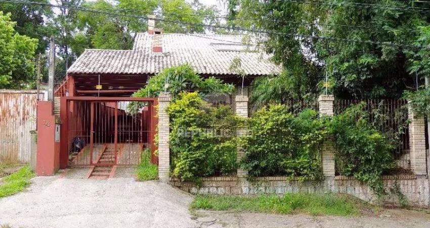 Casa para Venda com 3 dormitórios, sendo 2 suites e 3 vagas no bairro Belém Novo
