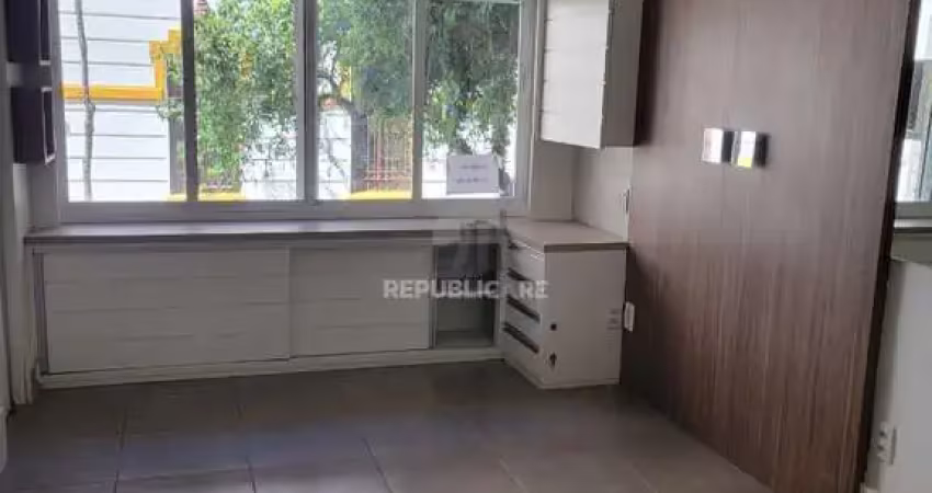 Loft mobiliado a venda no centro histórico, próximo ao gasômetro.