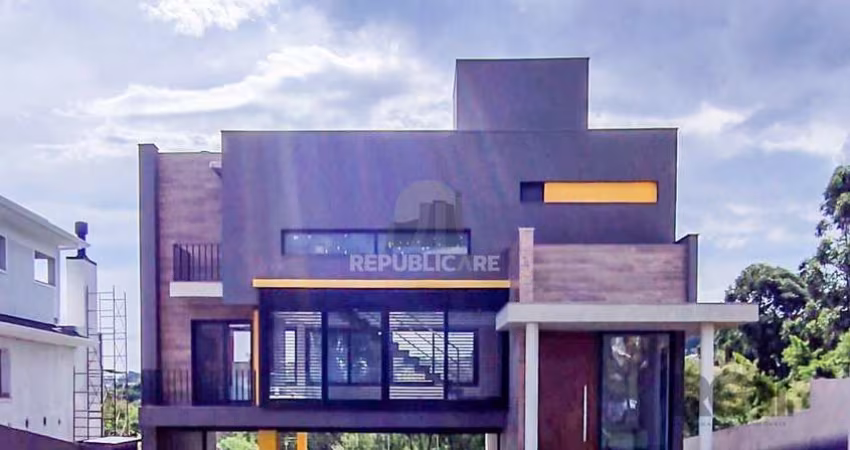 Casa Condominio para Venda - 280m², 3 dormitórios, sendo 3 suites, 2 vagas - Alp