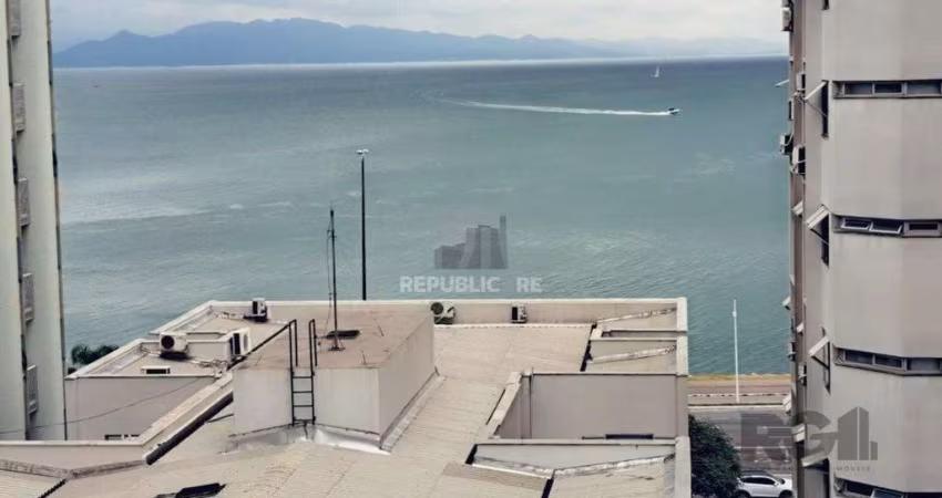 Apartamento amplo, com 139m² de área privativa,