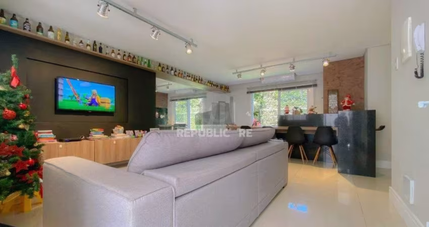 Casa Condominio para Venda - 208m², 4 dormitórios, sendo 1 suites, 3 vagas - Tri