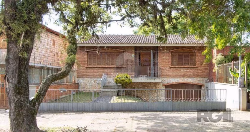 Casa 3 dormitórios à venda Medianeira Porto Alegre/RS