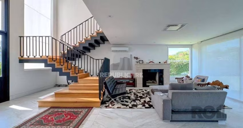 Casa Condominio para Venda - 314m², 3 dormitórios, sendo 3 suites, 6 vagas - Bel