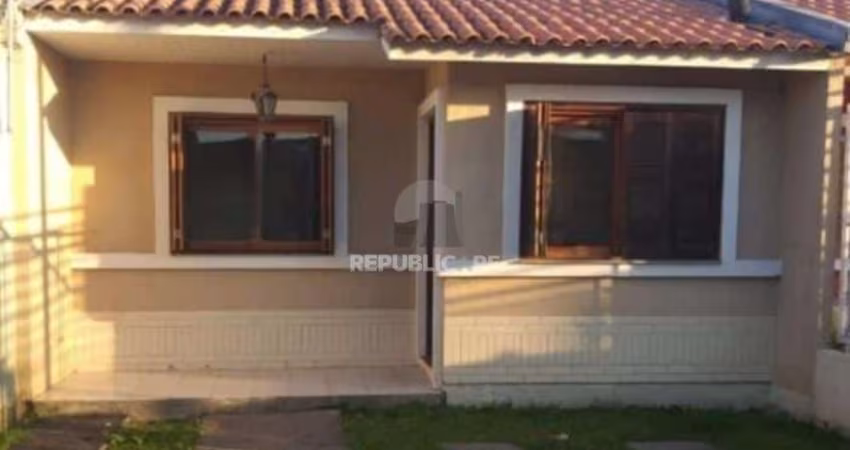 Casa no bairro Hípica - 2 dormitórios