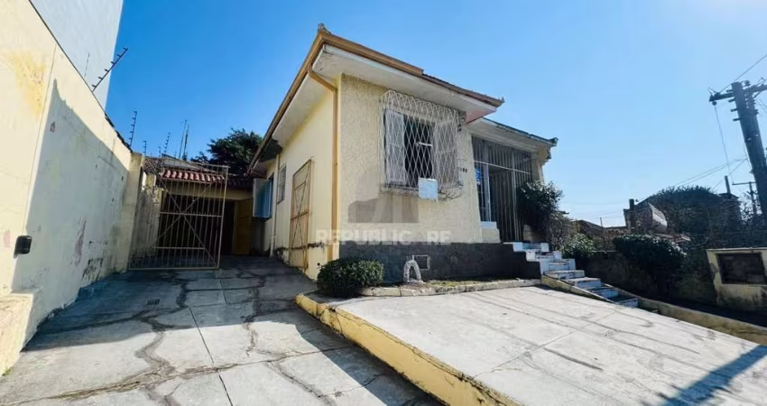 Casa no bairro Gloria - Av. Osca Pereira