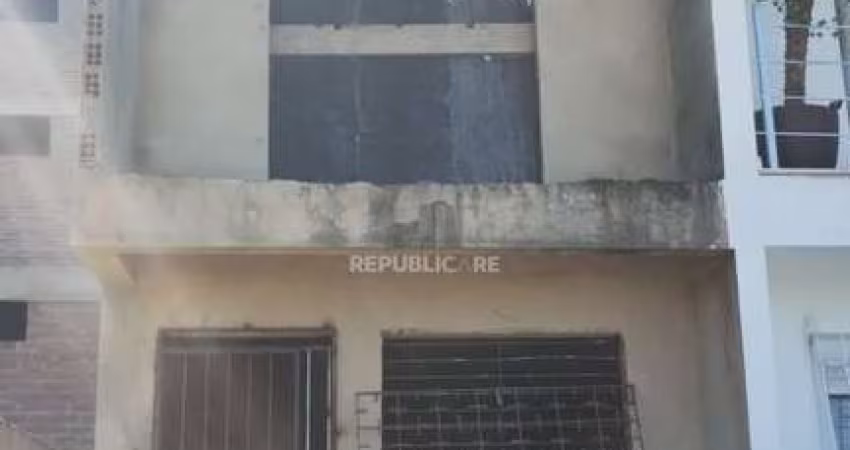 Sobrado no bairro Hípica