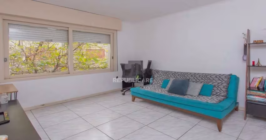 Apartamento à venda no bairro floresta com 84 m² e 3 dormitórios/quartos disponíveis.