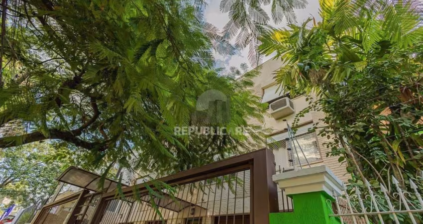 cobertura de quatro quartos, suíte e uma vaga de garagem no bairro higienópolis