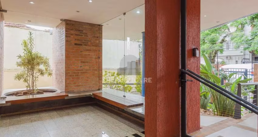 Cobertura de 3 quartos, 2 suítes e 2 vagas de garagem no bairro Petrópolis POA