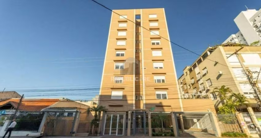 Apartamento de três quartos, suíte e uma vaga de garagem no bairro Santana