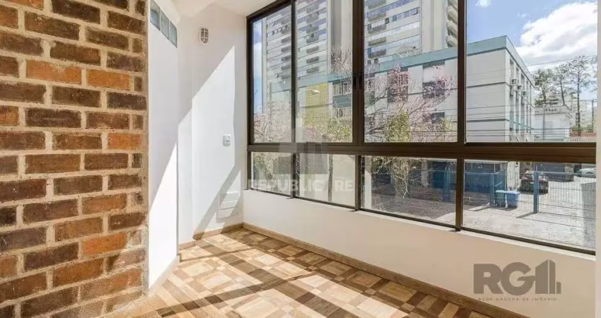 Excelente apartamento de 135m² com 4 suítes e 1 vaga.