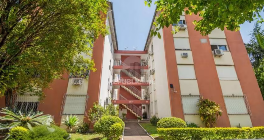 Apartamento com 3 dormitórios no Bairro Passo Da Areia