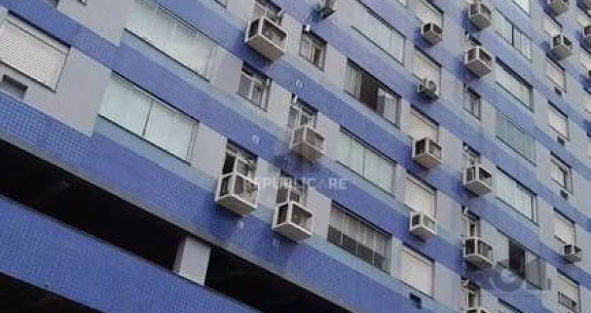 Box duplo, em prédio com Portaria 24 horas,rua Avaí,próximo Parque Farroupilha