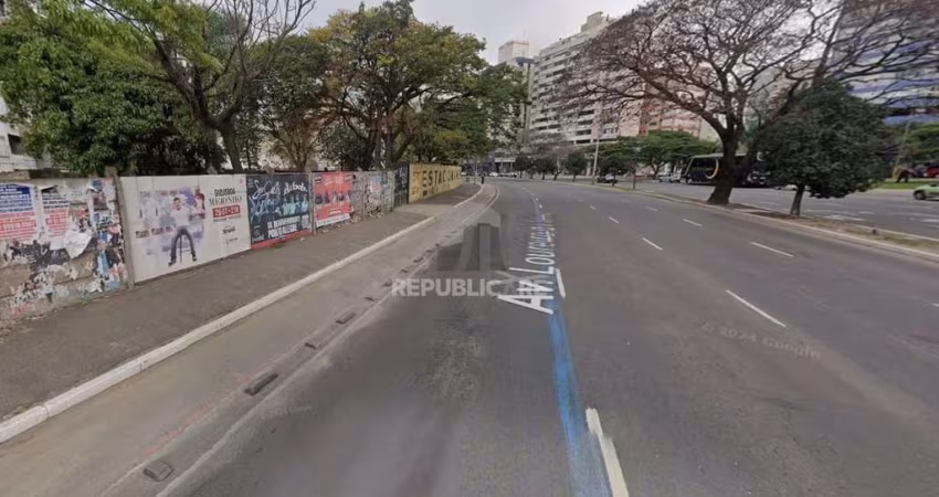 Terreno na Av Loureiro da Silva com 542m², Cidade Baixa, POA