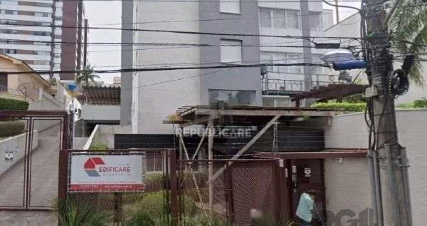 Apartamento em Porto Alegre, no bairro Petrópolis, com 3 dormitório(s), e 3 banh