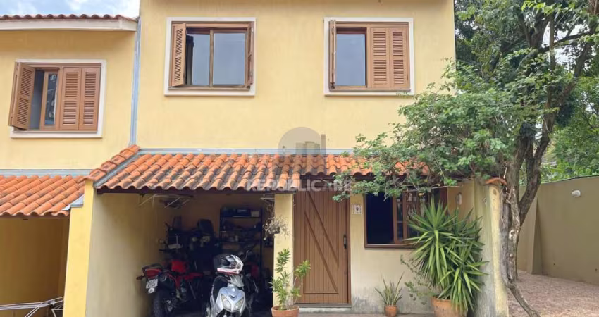 Casa em condomínio | 3 dormitórios | Sótão | 2 vagas