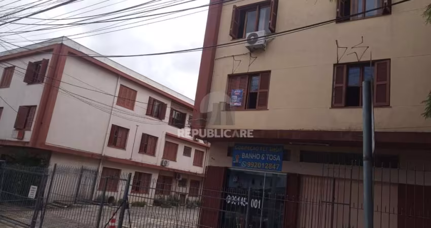 Apartamento três dormitórios,  - Bairro Medianeira