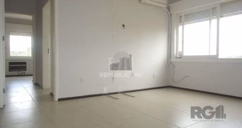 Apartamento de 2 dormitórios e vaga no jardim do salso desocupado