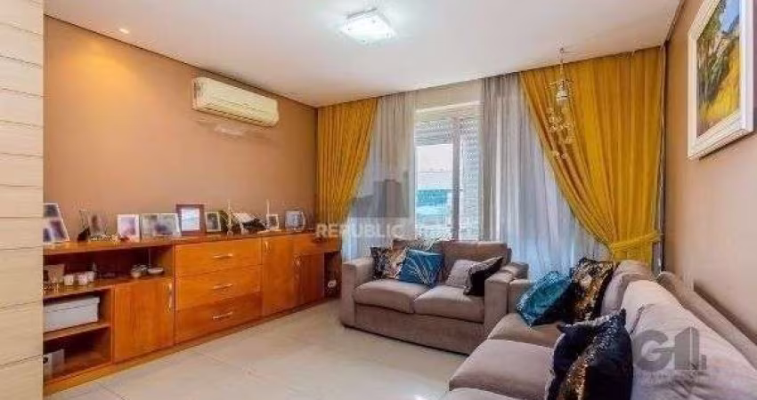 Apartamento no Menino Deus de 3 dormitórios e vaga