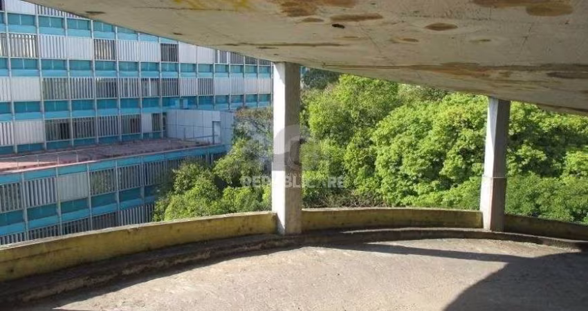 Box de garagem no Edifício Gigante no Centro