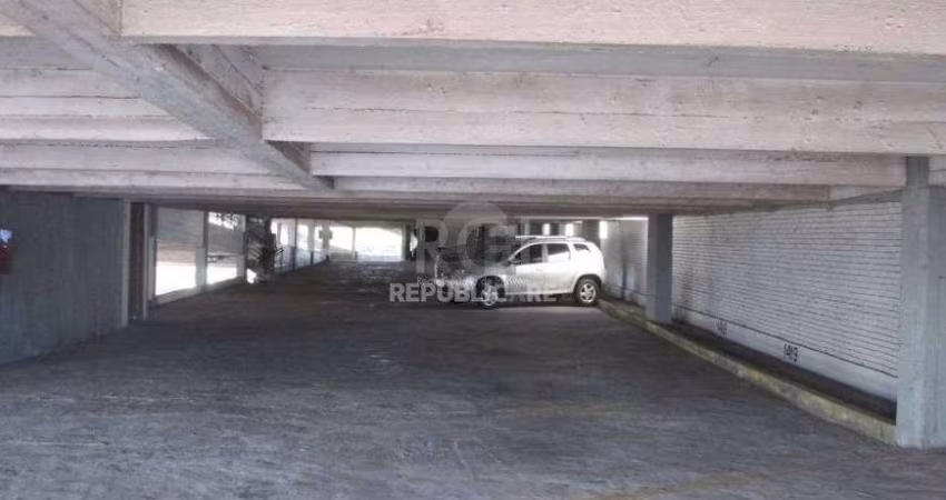 Box de garagem no Edifício Gigante no Centro