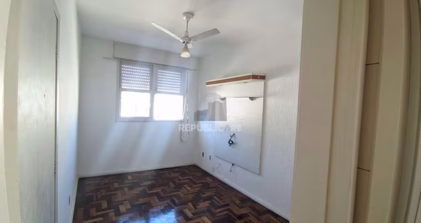 Apartamento 2  dormitórios 48m² privativos, 1 vaga - Conjunto Residencial Zeferi
