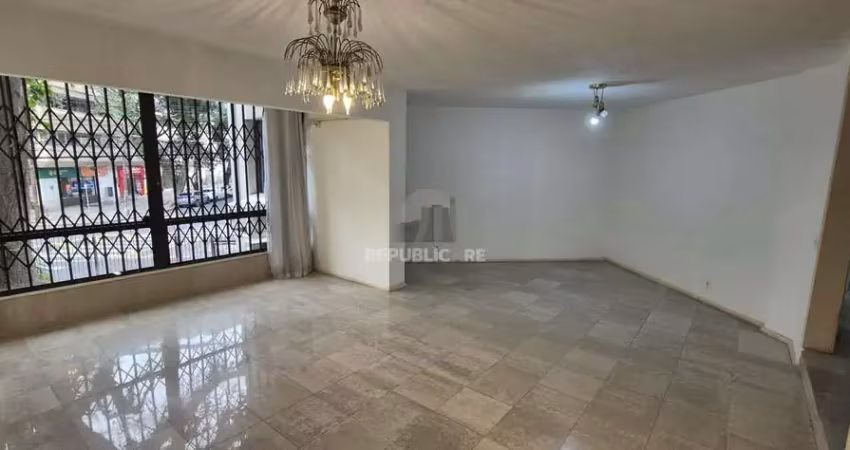 Apartamento à venda no bairro menino deus com 143 m² e 3 dormitórios/quartos disponíveis.