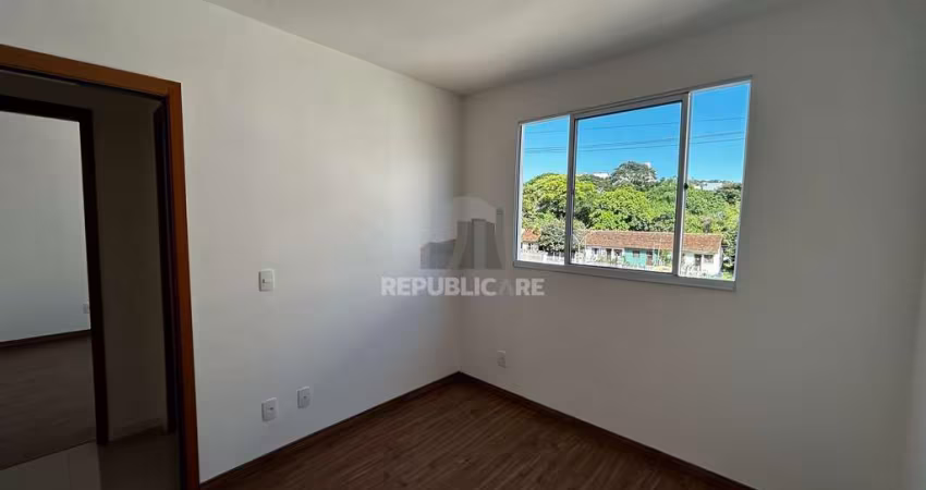 Apartamento novo, 2 quartos, reformado, com vaga e infra, bairro Cavalhada