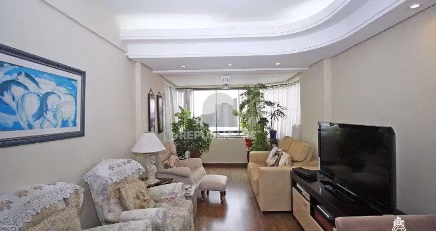 Apartamento à venda no centro histórico com 90 m² e 3 dormitórios/quartos disponíveis.