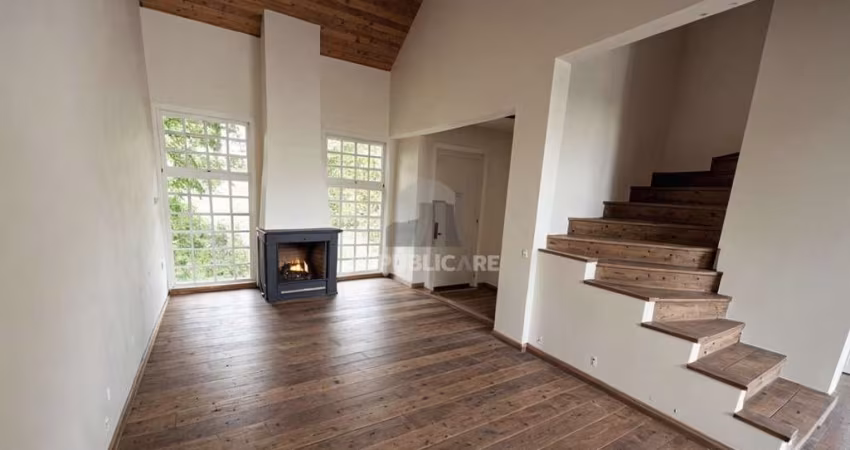 Casa em condomínio com 3 quartos, suíte e 200 m² – Tristeza