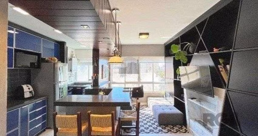Elegante Apartamento Mobiliado com Suíte, Churrasqueira e 1 Vaga no Menino Deus