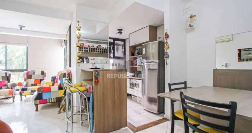 APARTAMENTO DE 46M², 1 DORMITÓRIO, 1 SUÍTE, 1 VAGA - MENINO DEUS