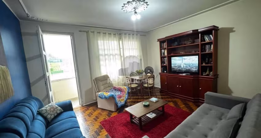Apartamento amplo de 2 dormitórios na Cidade Baixa - Porto Alegre