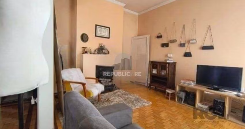 Amplo apartamento no beiro Floresta