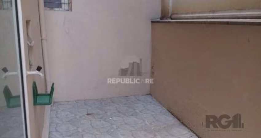 Apartamento 2 dormitórios à venda Floresta Porto Alegre/RS