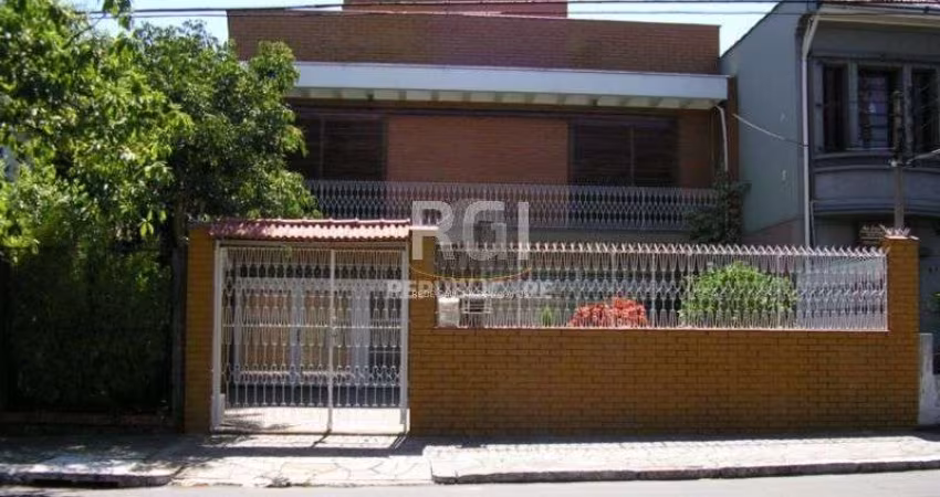 Casa para Venda - 524.96m², 5 dormitórios, sendo 1 suites, 6 vagas - Medianeira