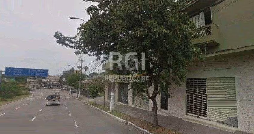 Loja para Venda - 56m², 0 dormitórios, Teresópolis