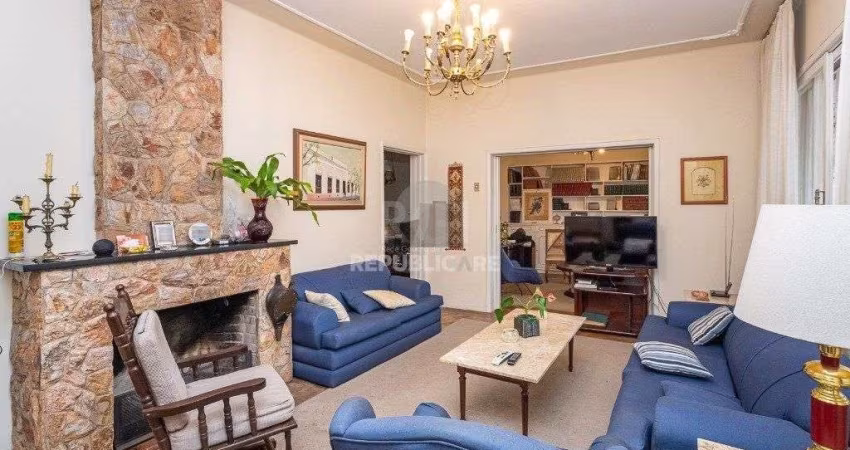 Casa 3 dormitórios à venda Petrópolis Porto Alegre/RS