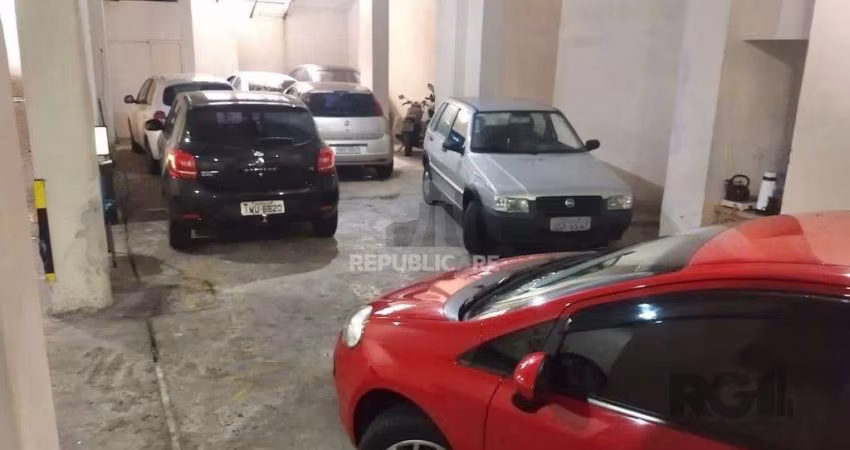 Estacionamento  a venda em Edifício no Centro Histórico com 531 metros privativo