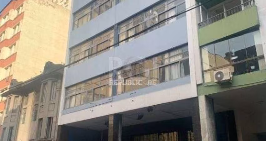 Prédio Para Comprar , 3300 m² por R$ 14.000.000,00 - Centro - Porto Alegre/RS