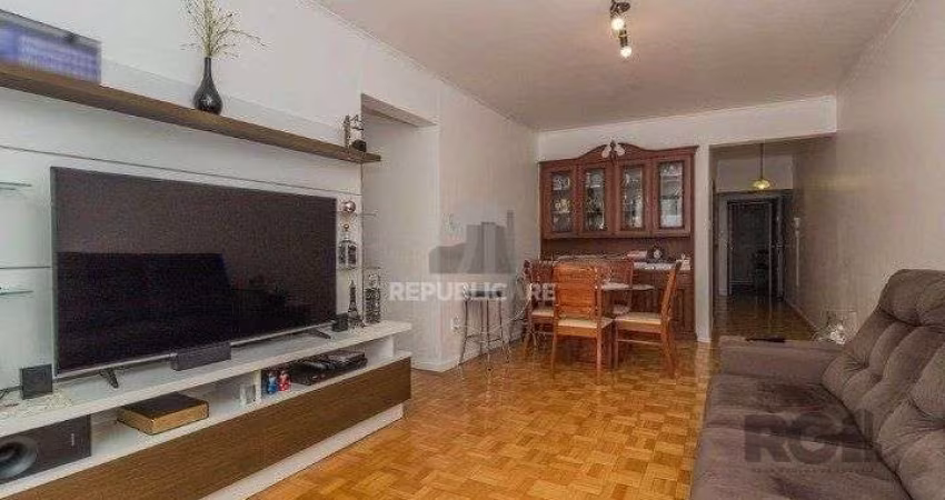 Apartamento 02 dormitórios no Bairro Centro Histórico  de Porto Alegre.