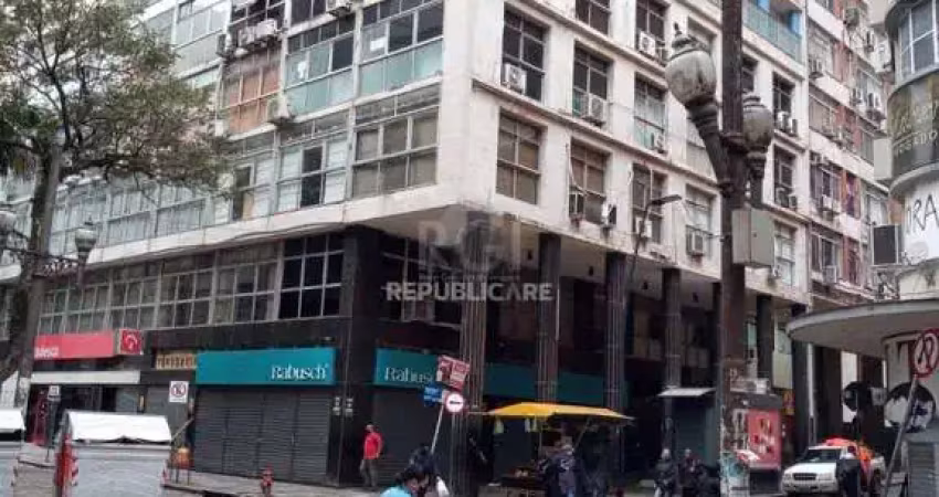 Escritório à venda no centro histórico com 37 m² de área útil disponível
