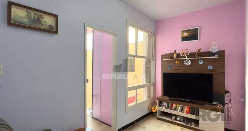 Apartamento 1 dormitório com pátio, de frente, próximo à orla do guaíba no centr