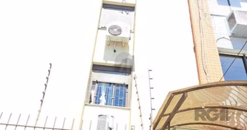 Apartamento de 2 quartos, suíte e 2 vagas de garagem no bairro Bom Fim em POA/RS
