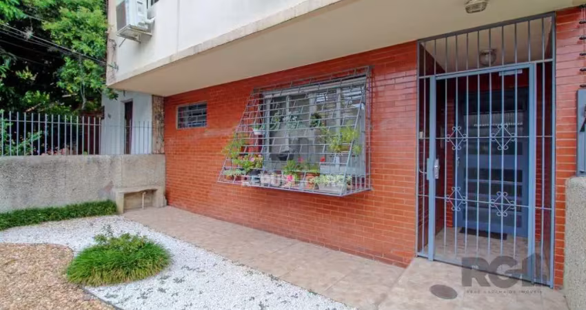 Apartamento no petrópolis de 2 dormitórios e dependência