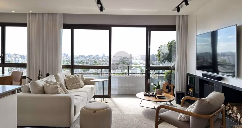 Apartamento no bairro Petrópolis de 2 dormitórios e 2 vagas
