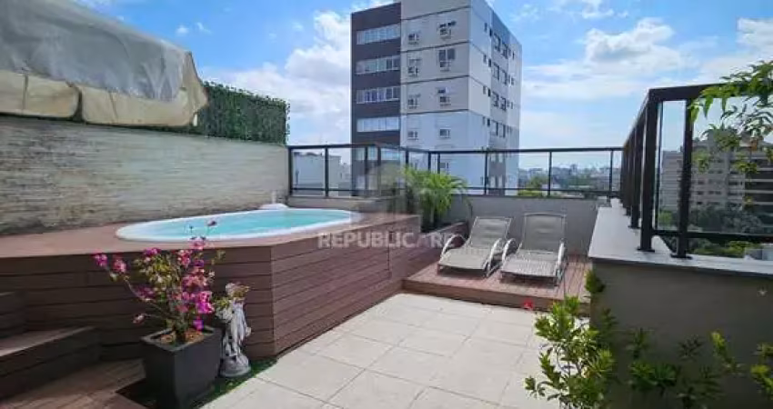 Cobertura à venda no bairro petrópolis com 208 m² e 3 dormitórios/quartos.