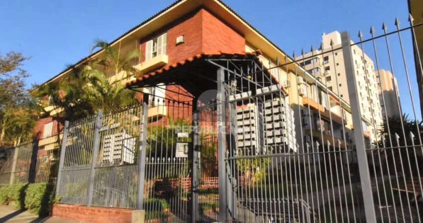 Apartamento de 3 dormitórios, sendo uma suite churrasqueira e sacada 85m2 bairro