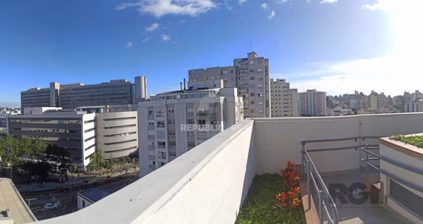 Grande OPORTUNIDADE!! Lindo Apartamento, com amplo Garden privado!!! Sua localiz